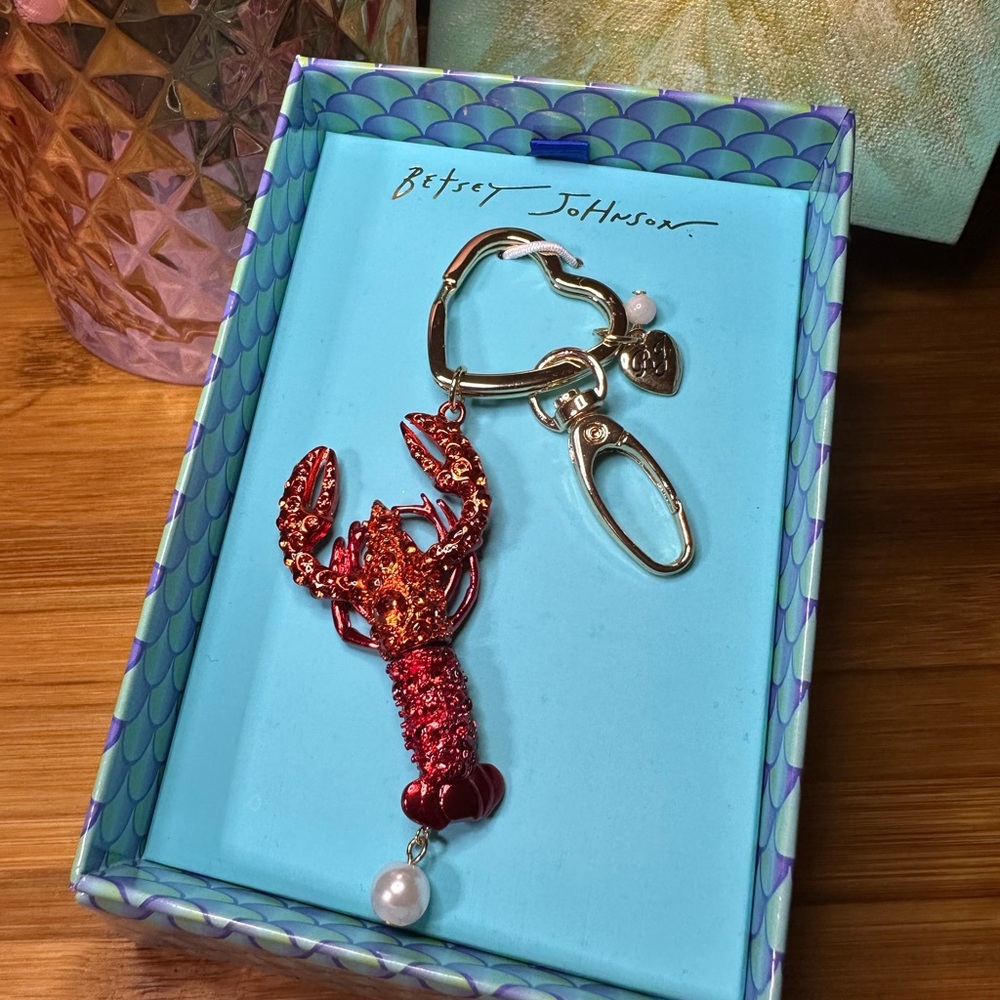 Betsey Johnson Red Lobster Bag Charm/Key Chain 🦞 - Picture 12 of 12